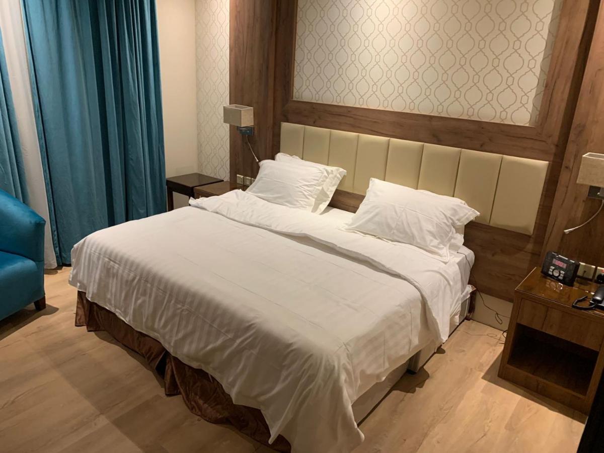 Fanan Suite Jeddah Exterior photo